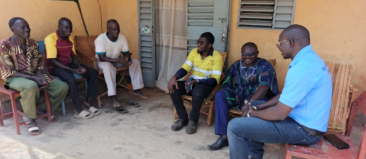 Visite chez le chef des cantons de la mine de yaramoko